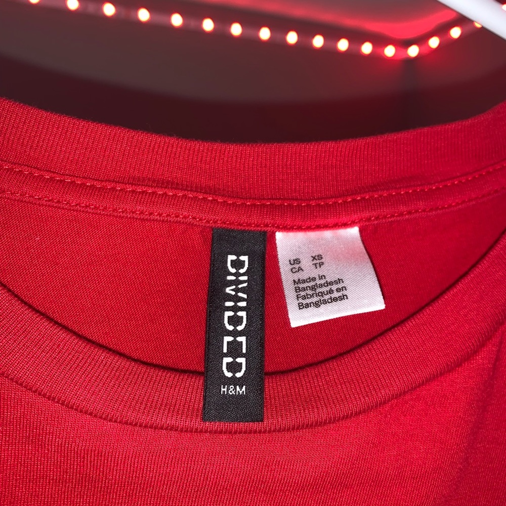 Red H&M Tee - Picture 3 of 3
